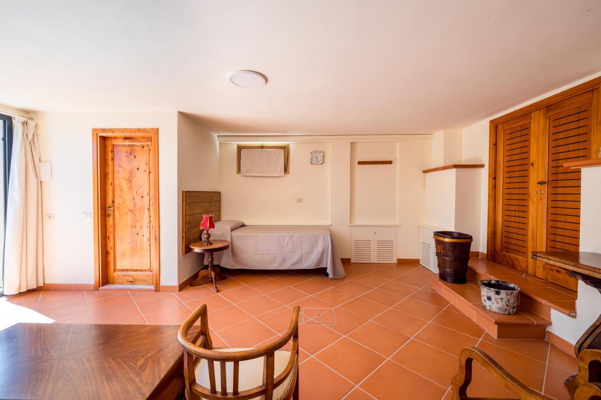 La Catena Apartment With Pool Ulignano Ngoại thất bức ảnh